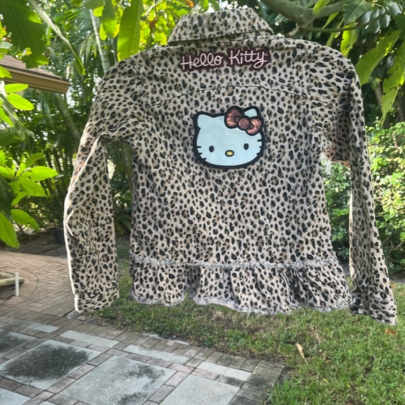 Hello Kitty Jacket - Picture 12 of 14